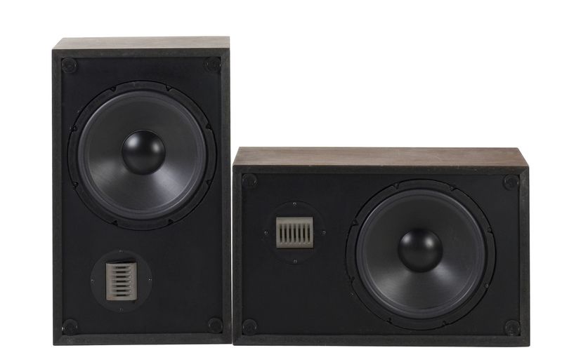 Are Speakers Louder In Series Or In Parallel?